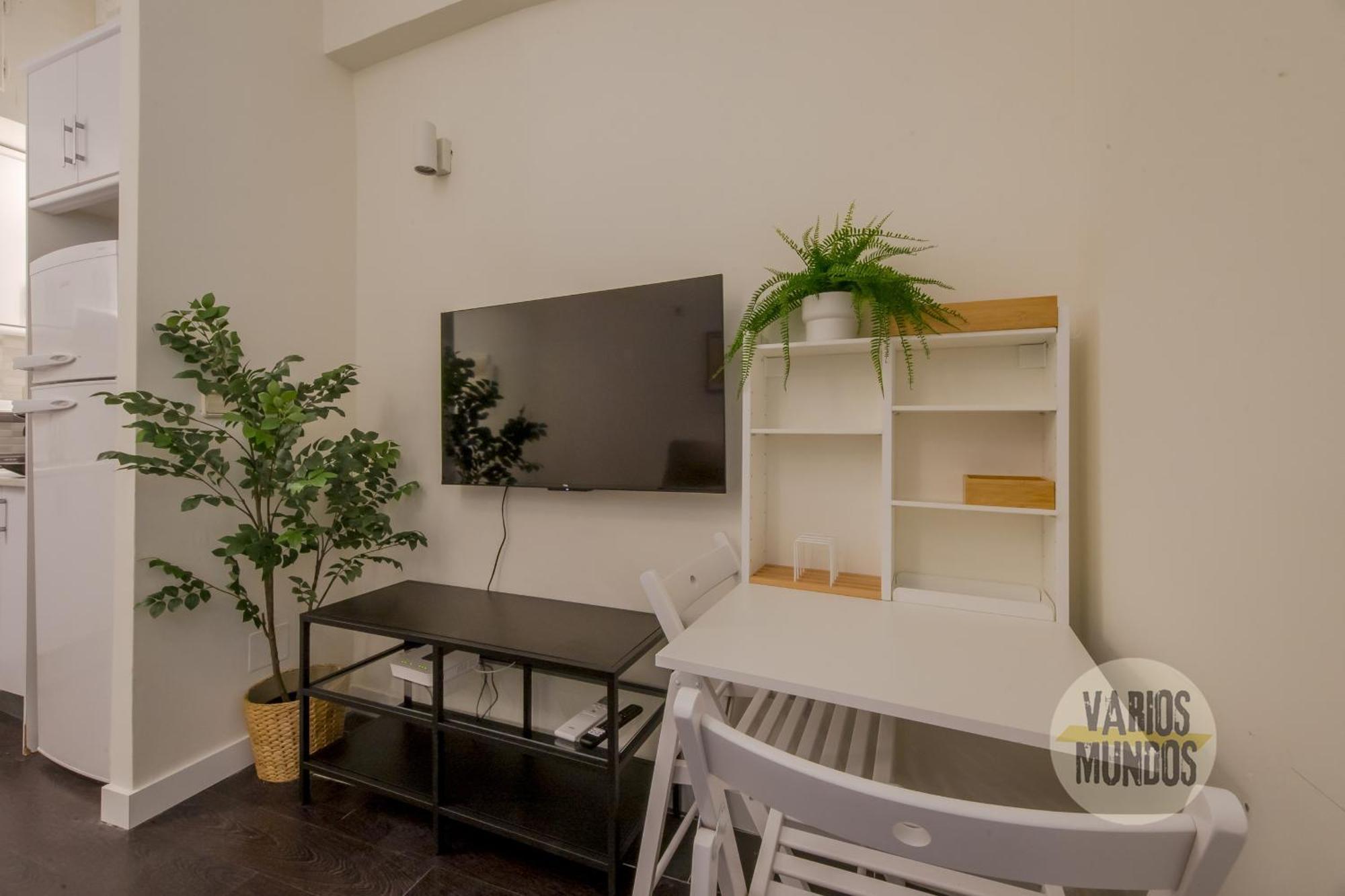 Tiny Apt Para 3Pax En La Plaza De Chueca 马德里 外观 照片