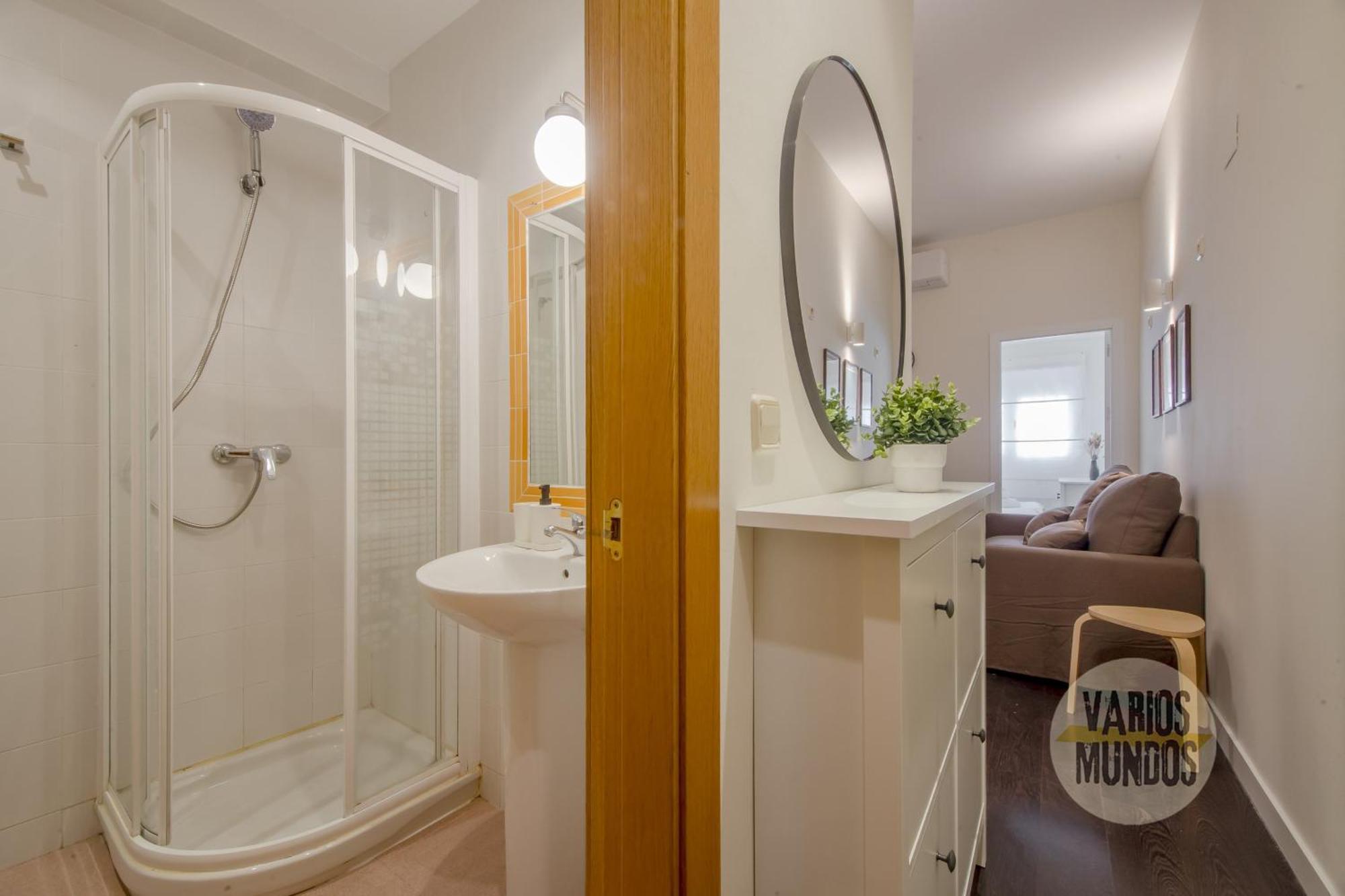 Tiny Apt Para 3Pax En La Plaza De Chueca 马德里 外观 照片